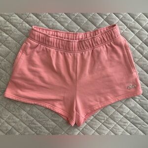 Alo Accolade Shorts Pink